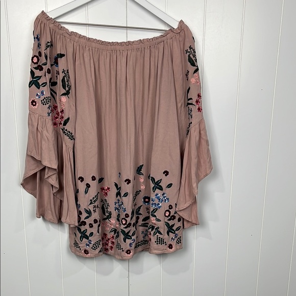 Altar’d State Womens Tunic/Top L Blush Pink Off Shoulder Wide Sleeves Embroidery - Picture 1 of 10